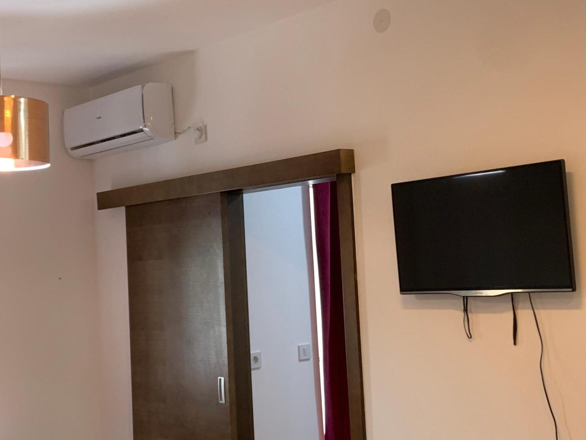 De Lux Nedeljkovic Lejlighedshotel Jagodina Eksteriør billede
